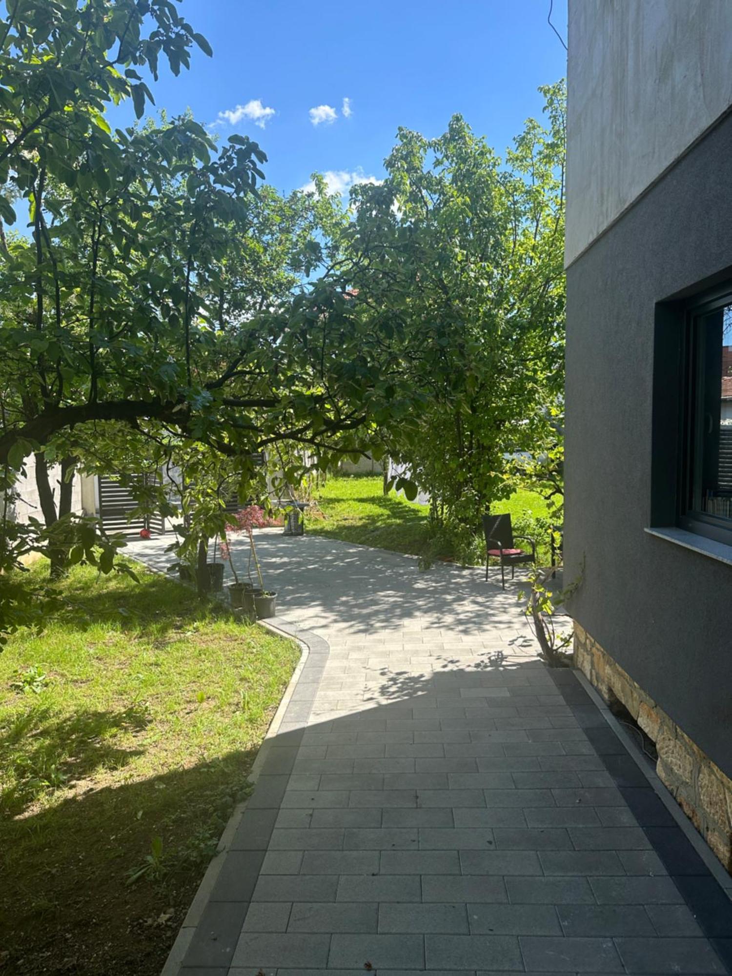 Hotel Bora Peje Exteriér fotografie